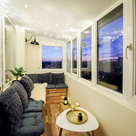 The Dream Apartment - Near Radisson Hotel Бухарест Екстер'єр фото