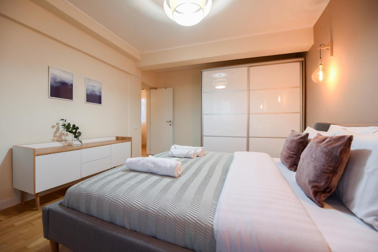 The Dream Apartment - Near Radisson Hotel Бухарест Екстер'єр фото